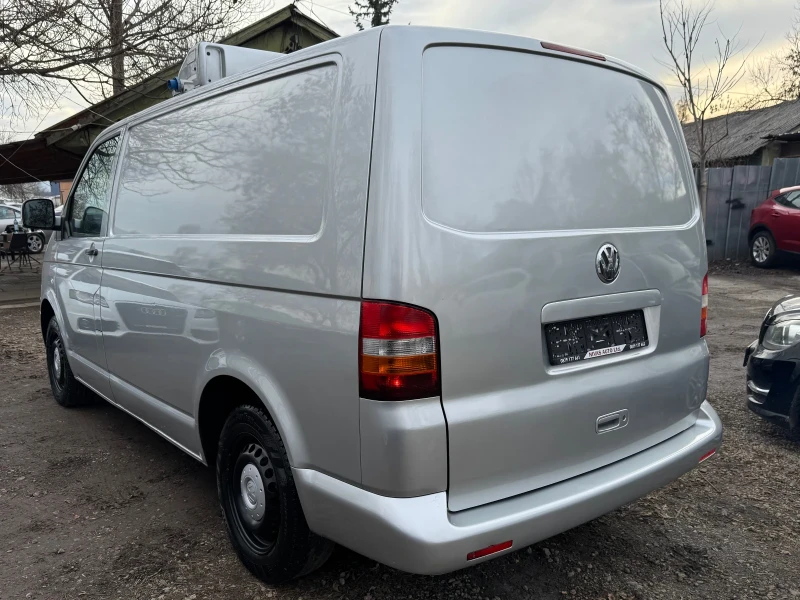 VW Transporter 140хил.км! Хладилен! Без забележка!, снимка 4 - Бусове и автобуси - 48416121