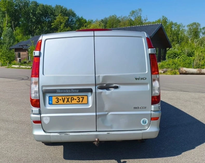 Mercedes-Benz Vito 113CDI Климатик Автомат, снимка 6 - Бусове и автобуси - 54760192
