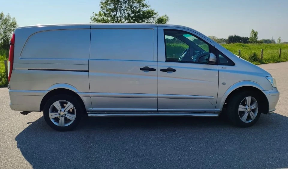 Mercedes-Benz Vito 113CDI Климатик Автомат, снимка 7 - Бусове и автобуси - 54760192
