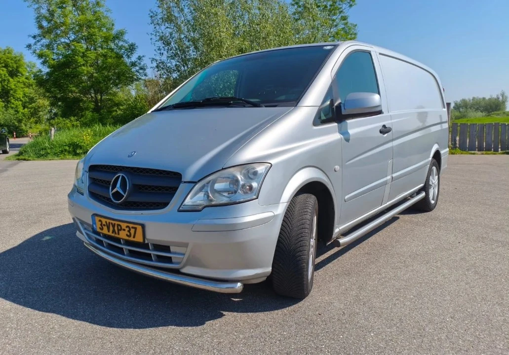 Mercedes-Benz Vito 113CDI Климатик Автомат, снимка 3 - Бусове и автобуси - 54760192