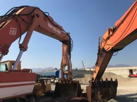 Багер Hitachi, снимка 1