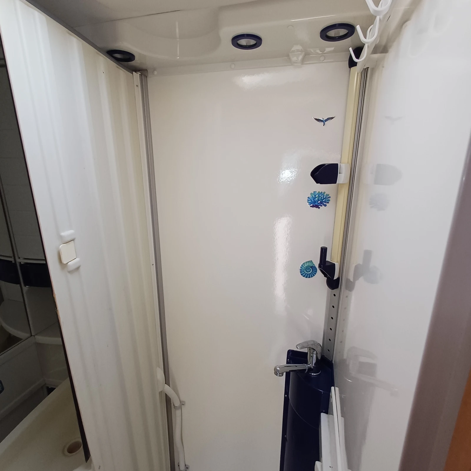 Кемпер HYMER / ERIBA Климатик Camp 544, снимка 16 - Каравани и кемпери - 56136107