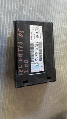       Renault Vel satis - P8200006159 /  21653101