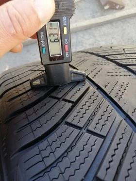 Гуми Зимни 265/40R19, снимка 8