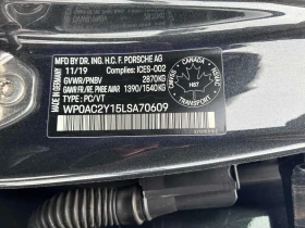 Porsche Taycan Turbo S Sedan  CARFAX, снимка 10