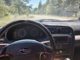 Subaru Legacy 2.5 автомат, снимка 7
