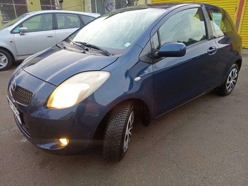 Toyota Yaris 1.3, снимка 3 - Автомобили и джипове - 47452180