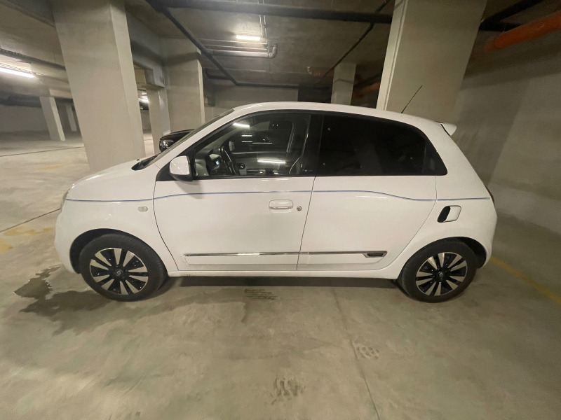 Renault Twingo 22kw, снимка 3 - Автомобили и джипове - 46337444