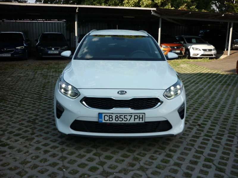 Kia Ceed SW 1.6 D 6 броя, снимка 2 - Автомобили и джипове - 46474332