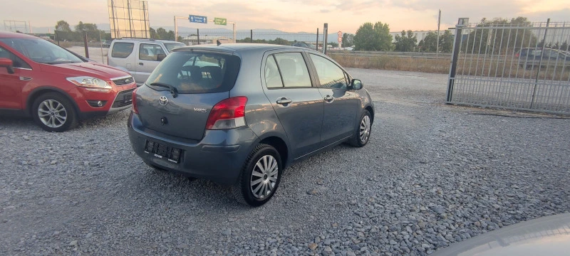 Toyota Yaris 1.33i , снимка 4 - Автомобили и джипове - 46748469