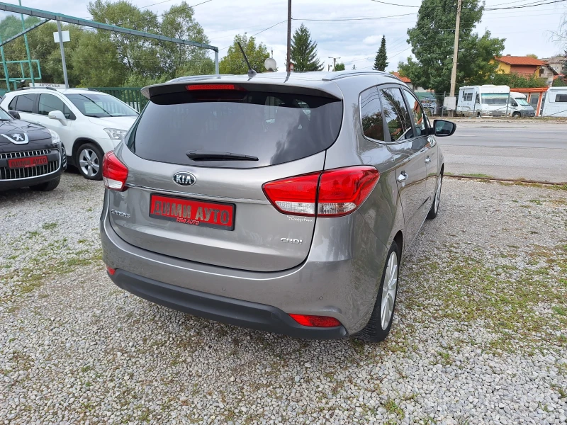 Kia Carens 1.7 crdi 136 ks 7 mesta full options!, снимка 3 - Автомобили и джипове - 47247756