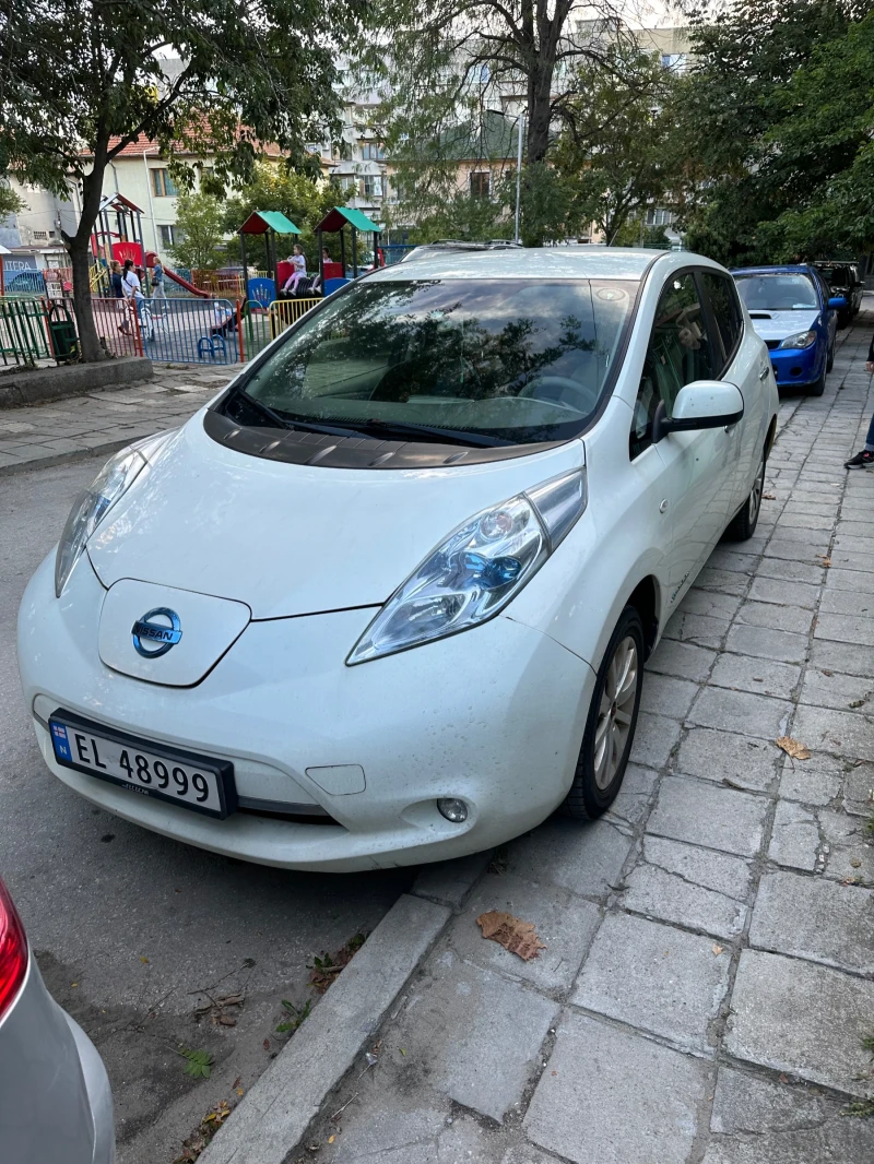 Nissan Leaf , снимка 4 - Автомобили и джипове - 47532847