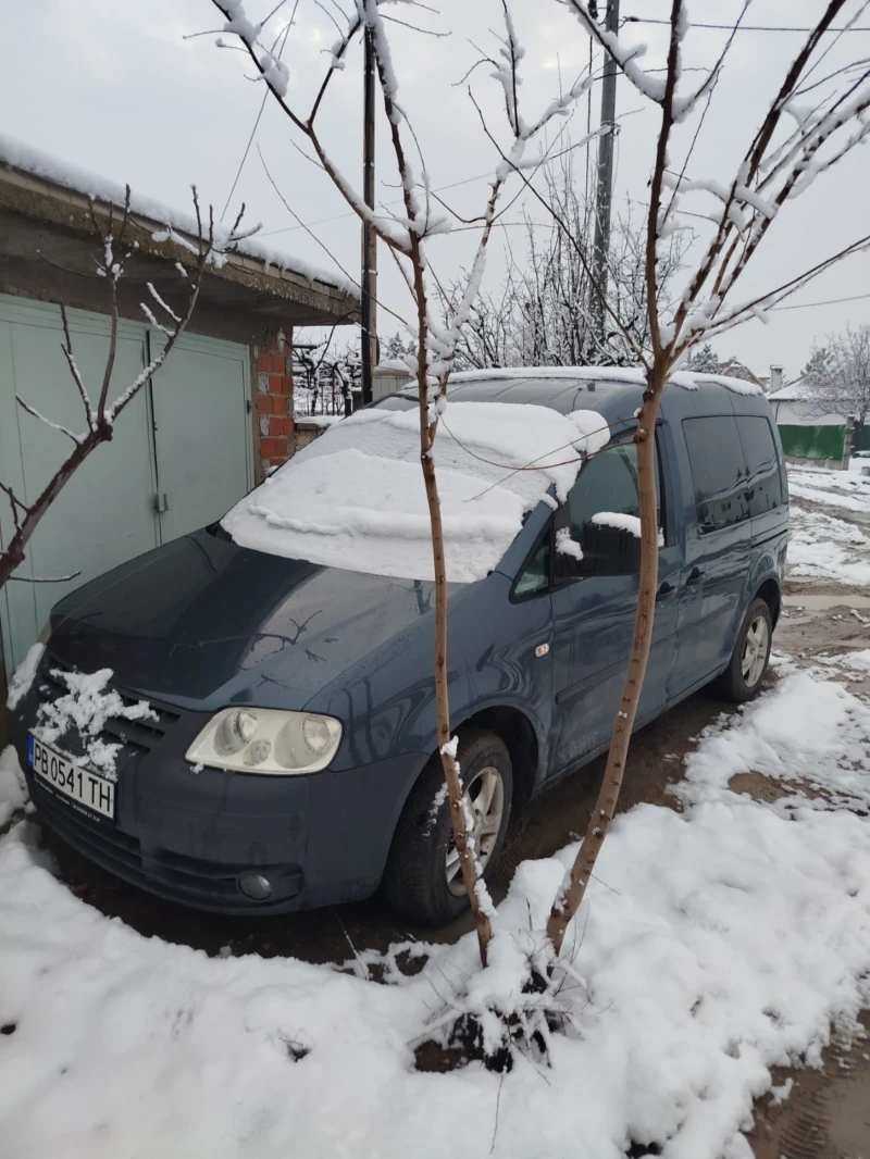 VW Caddy Life, снимка 3 - Автомобили и джипове - 48688107