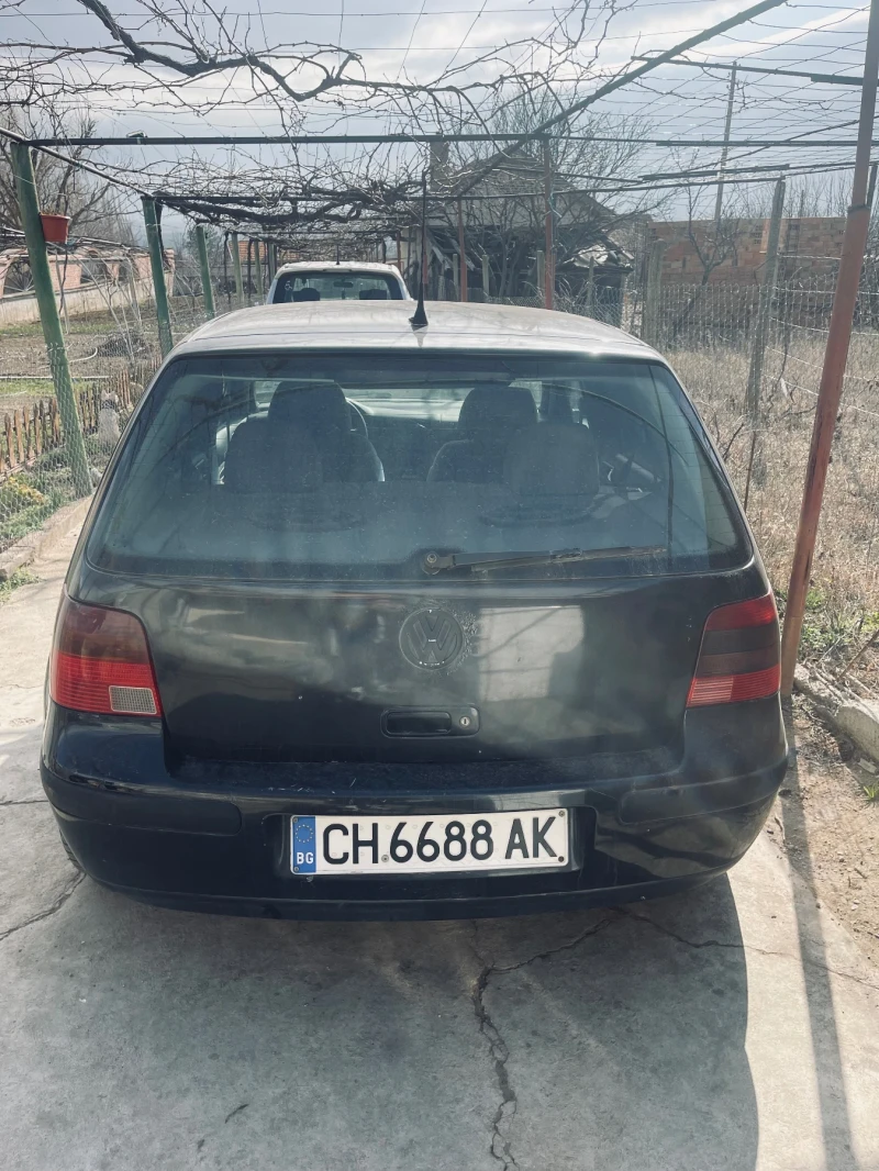 VW Golf 1.9 TDI, снимка 4 - Автомобили и джипове - 49024401