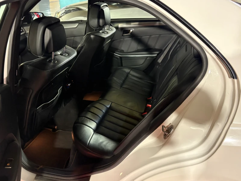 Mercedes-Benz E 350, снимка 4 - Автомобили и джипове - 51630265