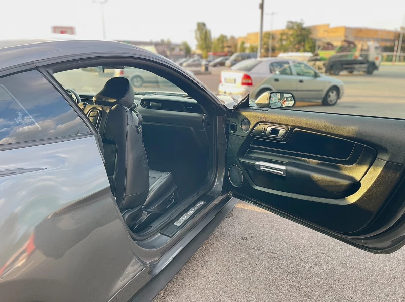 Ford Mustang 2.3 Ecoboost, снимка 5 - Автомобили и джипове - 52212337