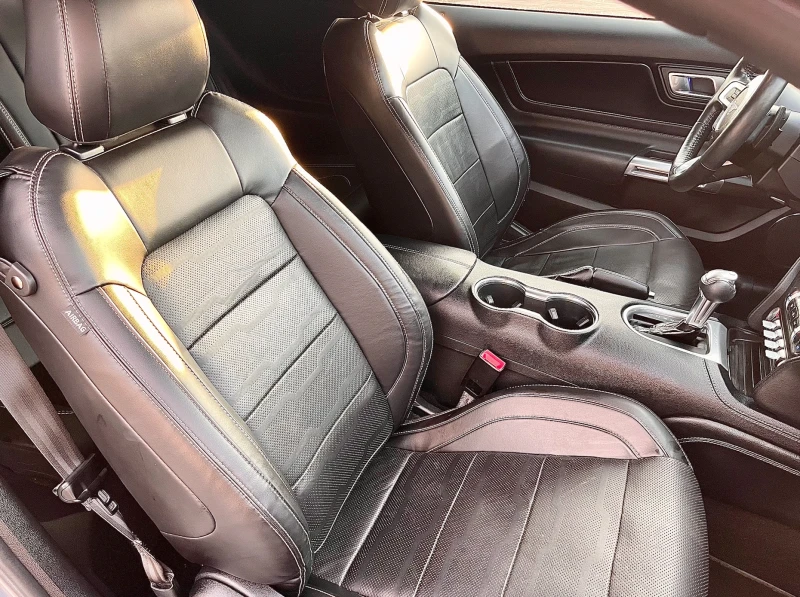 Ford Mustang 2.3 Ecoboost, снимка 11 - Автомобили и джипове - 52212337