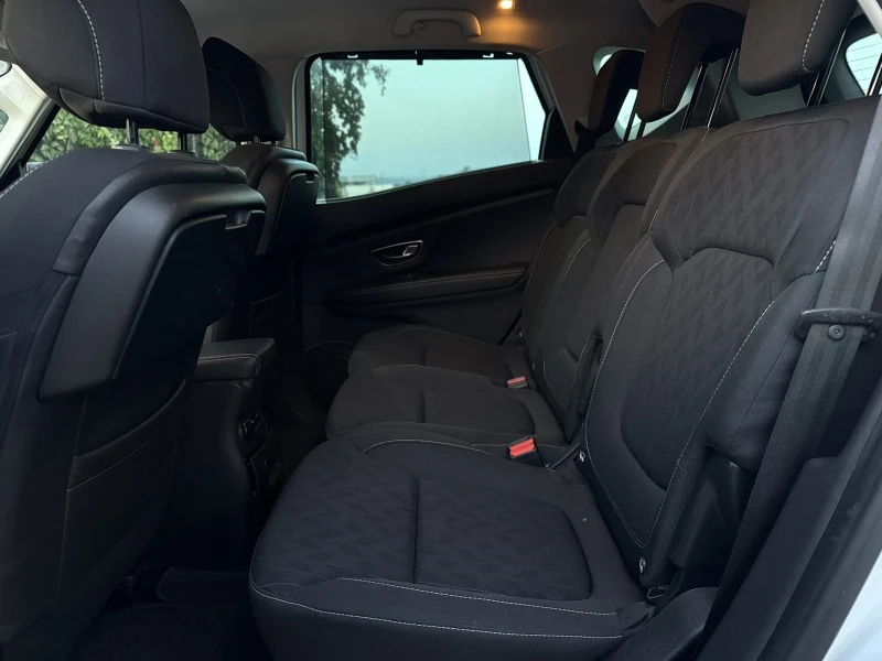 Renault Scenic 1.33, LIMITED , снимка 17 - Автомобили и джипове - 51612372