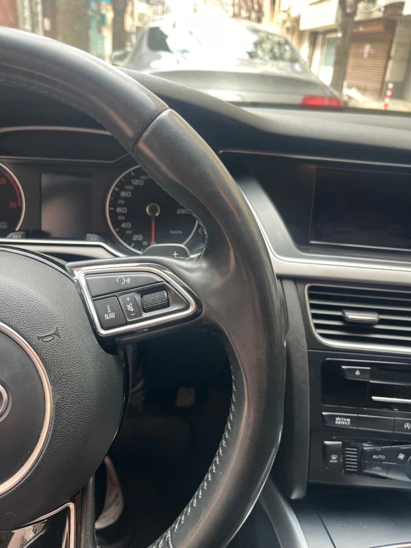 Audi A4 2.0 TDI Quattro S line, снимка 8 - Автомобили и джипове - 52079133