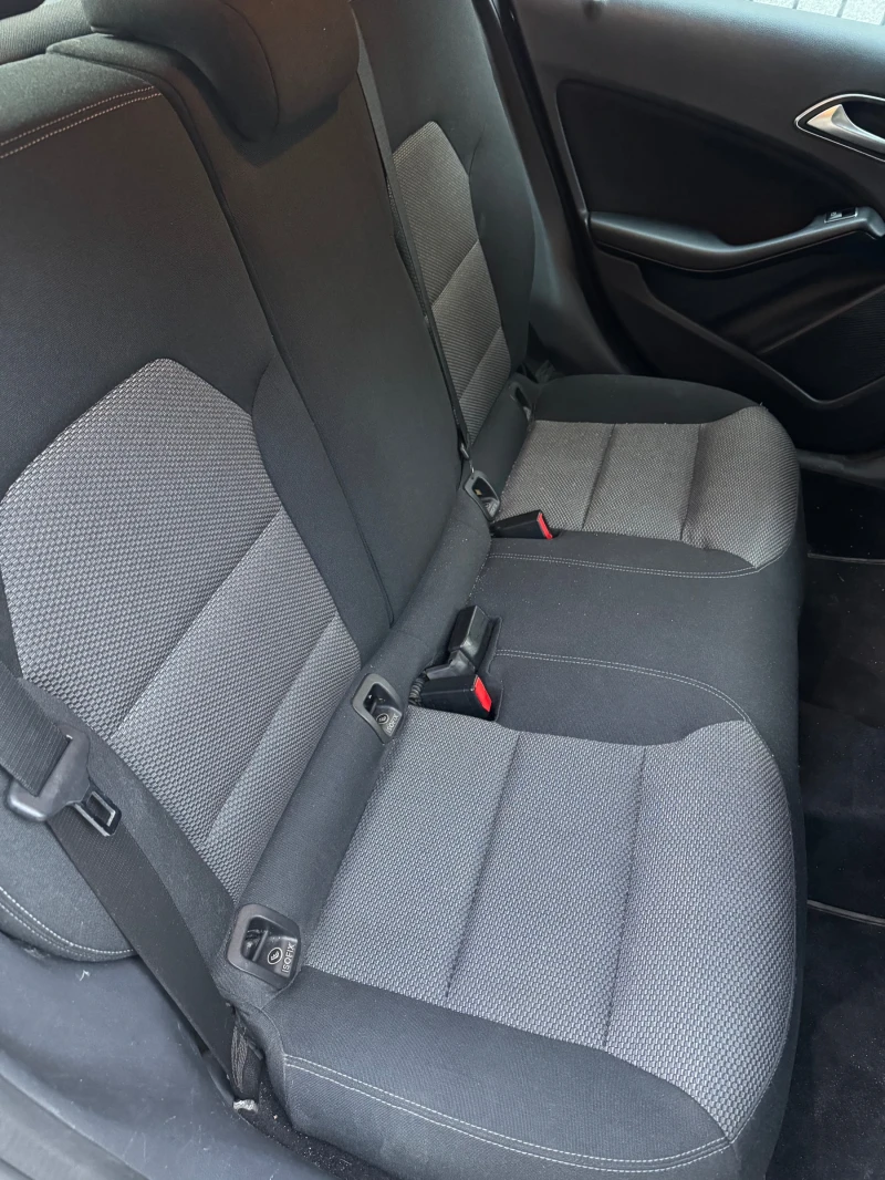 Mercedes-Benz A 180 CDI, снимка 13 - Автомобили и джипове - 52838923