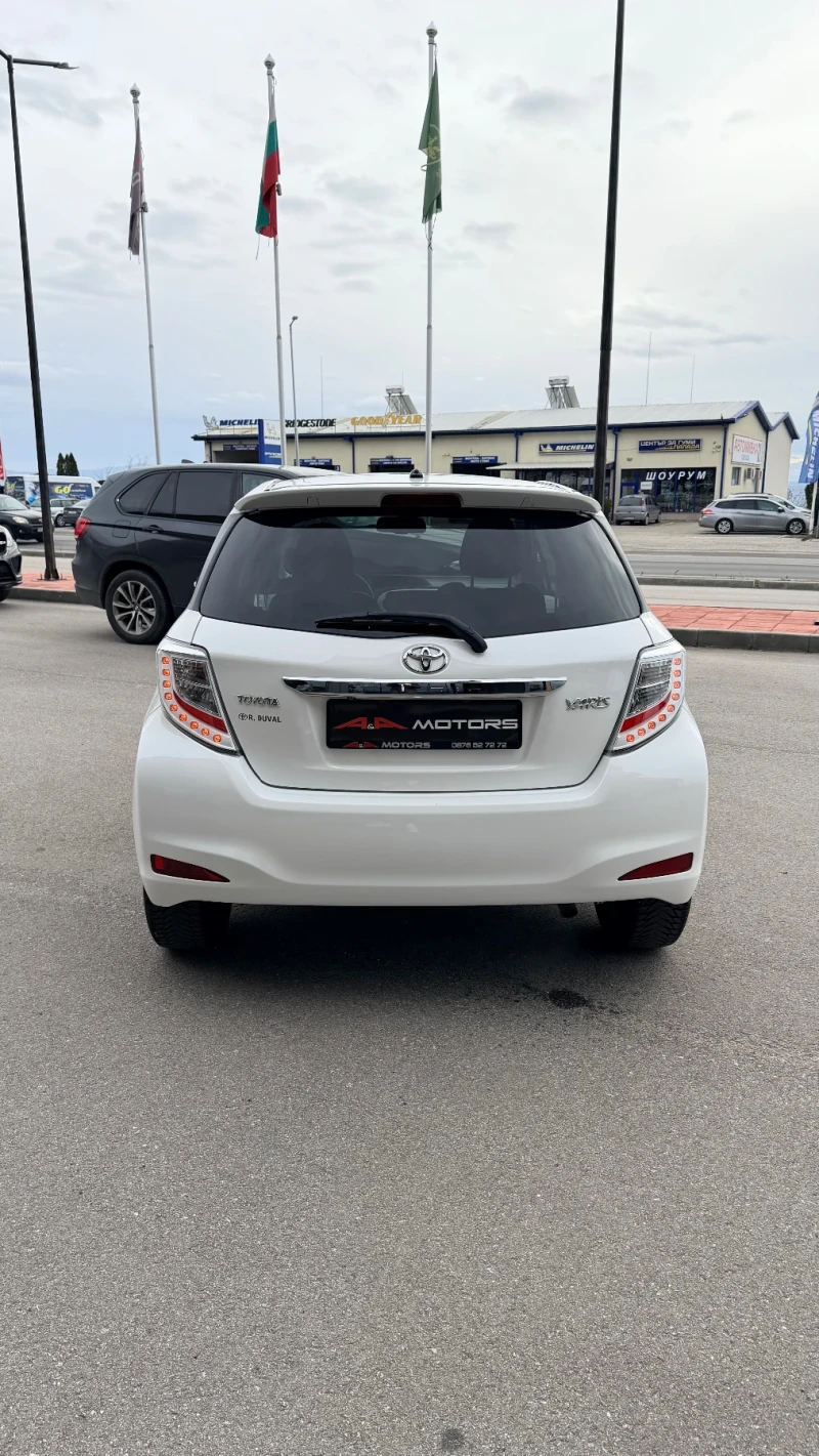 Toyota Yaris 1.3i-99к.с.;ACTIVE;ПАНОРАМА;КЛИМАТРОНИК;Keyless-Gо, снимка 3 - Автомобили и джипове - 52989800