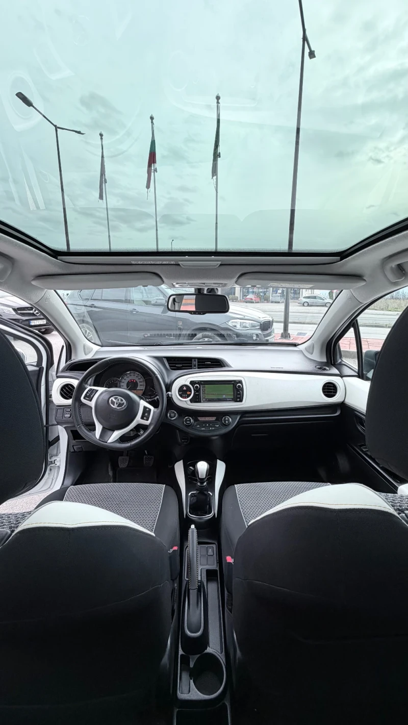 Toyota Yaris 1.3i-99к.с.;ACTIVE;ПАНОРАМА;КЛИМАТРОНИК;Keyless-Gо, снимка 11 - Автомобили и джипове - 52989800