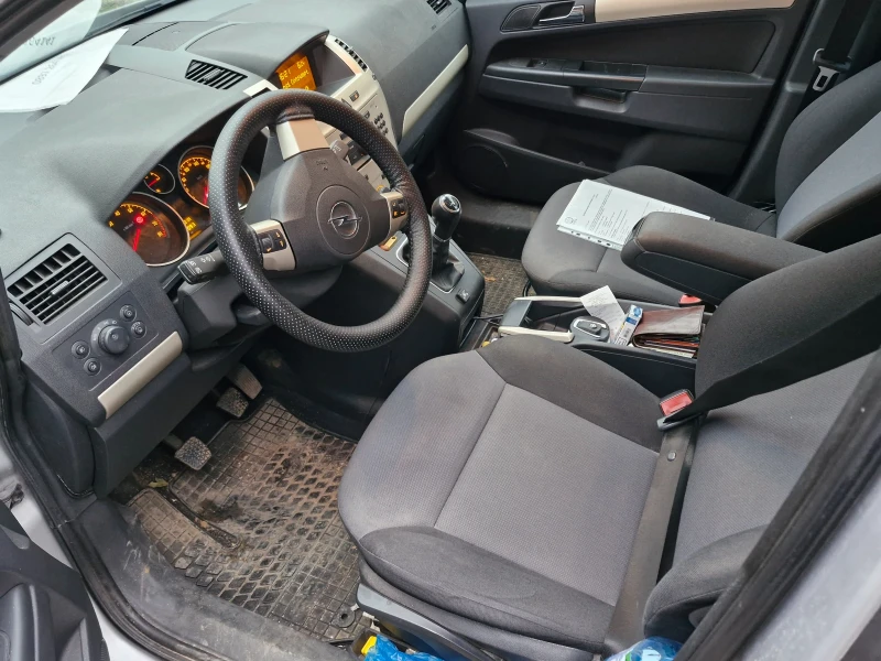 Opel Zafira 1.8 газ/бензин, снимка 8 - Автомобили и джипове - 53018594