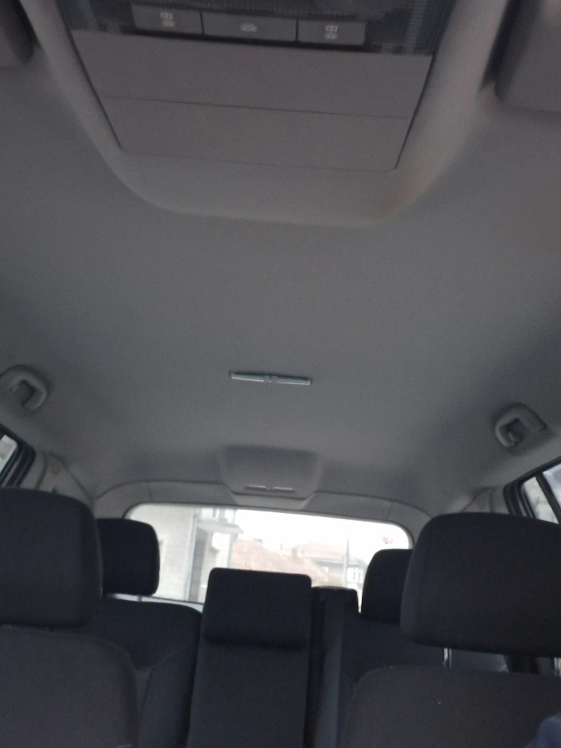 Opel Zafira 1.8 газ/бензин, снимка 11 - Автомобили и джипове - 53018594