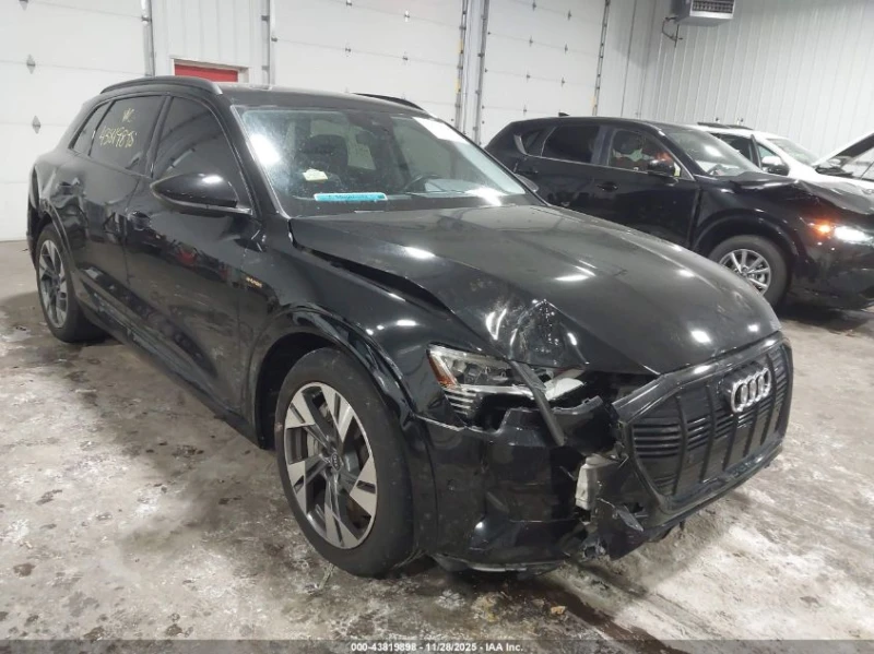 Audi E-Tron UNKNOWN SPECS All Wheel Drive, снимка 12 - Автомобили и джипове - 53044522