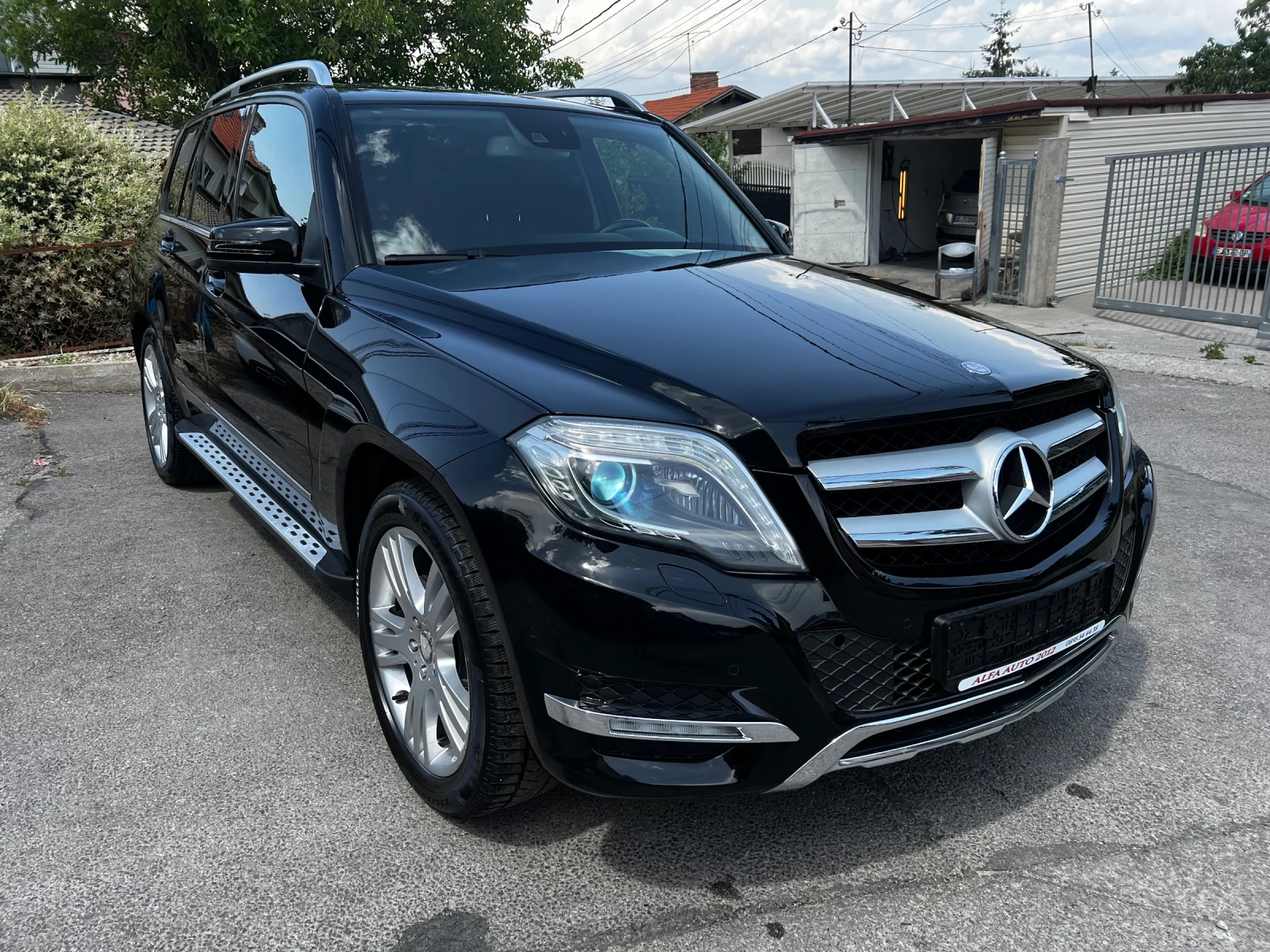 Mercedes-Benz GLK Sport, Обслужен, F1, 4x4, Becker - изображение 2