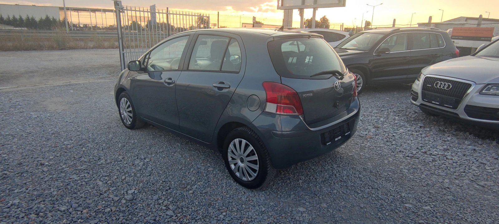 Toyota Yaris 1.33i  - изображение 6