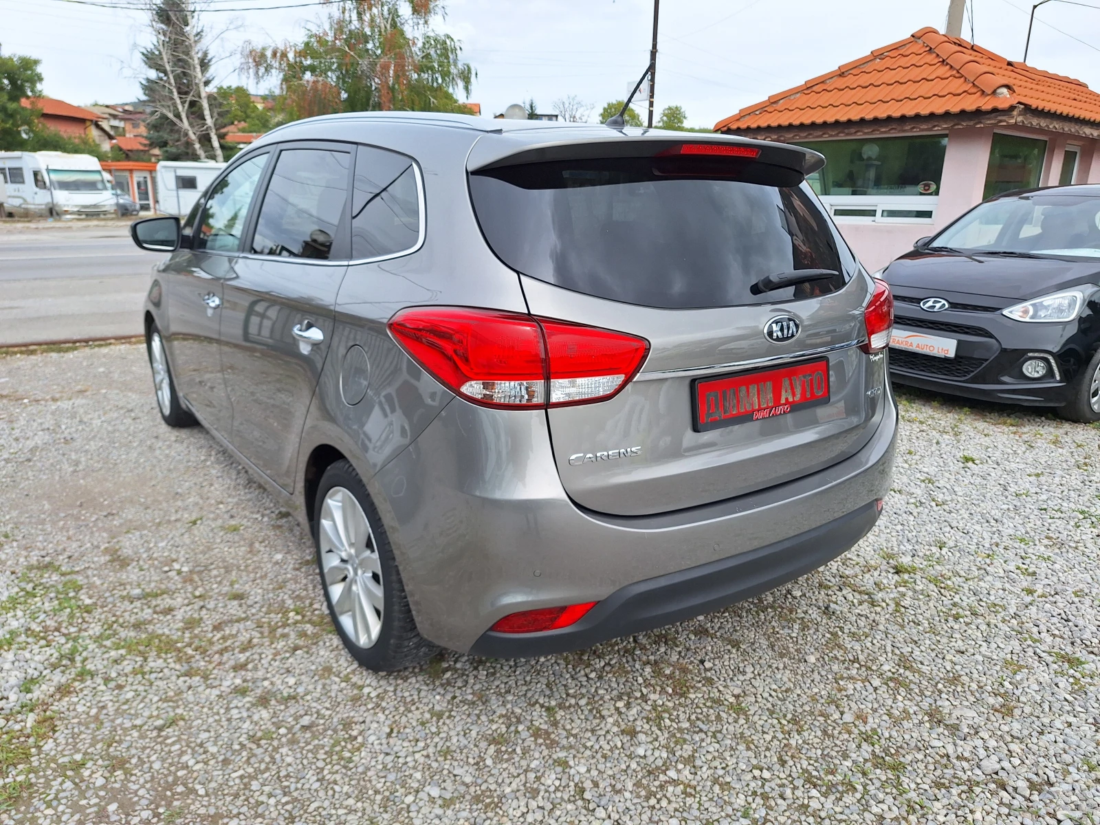 Kia Carens 1.7 crdi 136 ks 7 mesta full options! - изображение 5