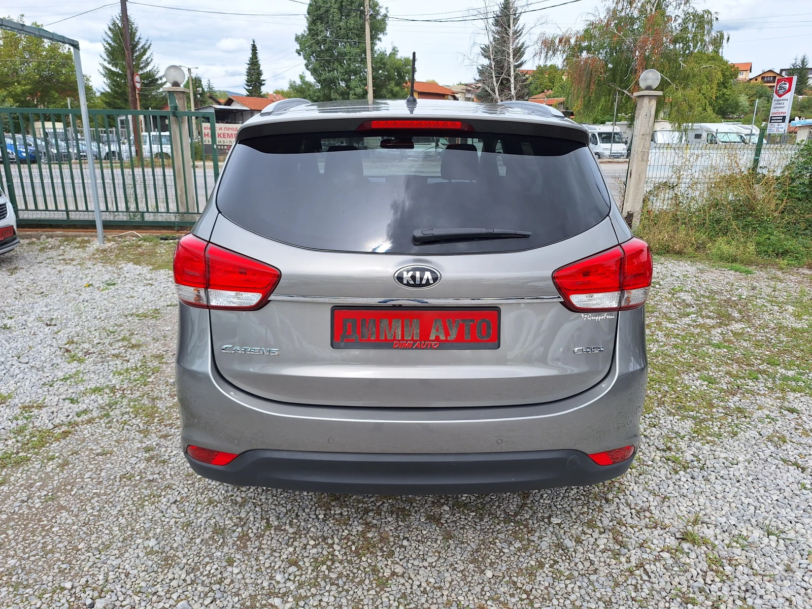 Kia Carens 1.7 crdi 136 ks 7 mesta full options! - изображение 4