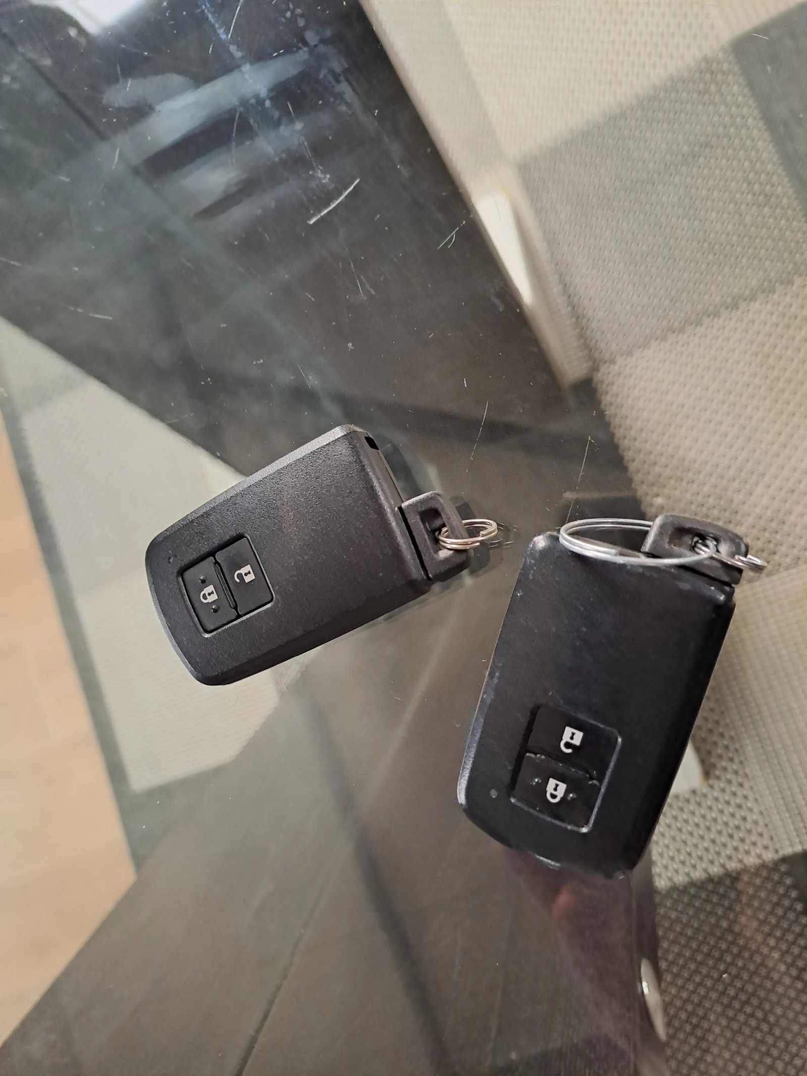 Toyota Yaris 1.5i ХИБРИД 73К.С. | Mobile.bg — изображение 12