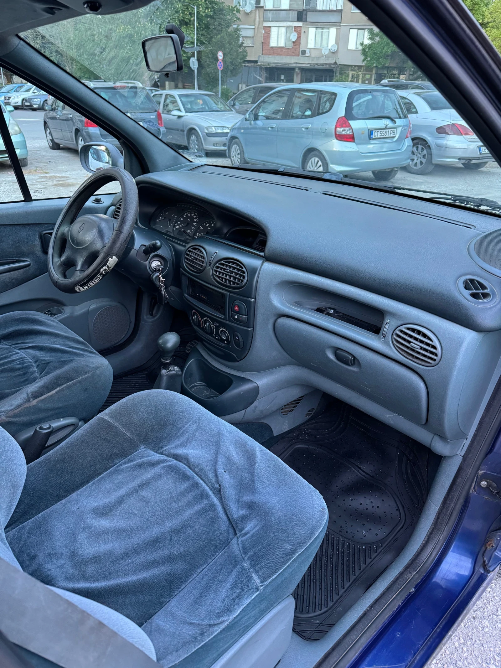 Renault Scenic  - изображение 8