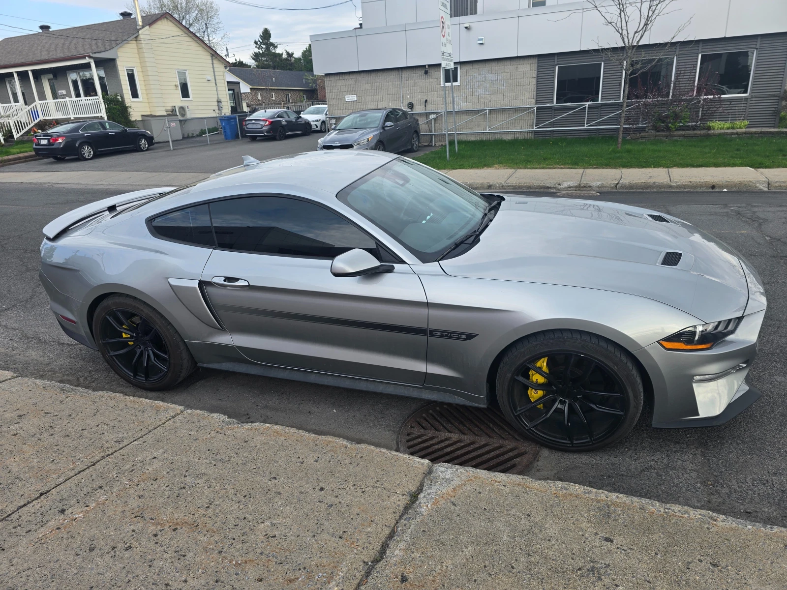 Ford Mustang * GT* CARFAX* АВТОФИНАНСИРАНЕ*  - изображение 3