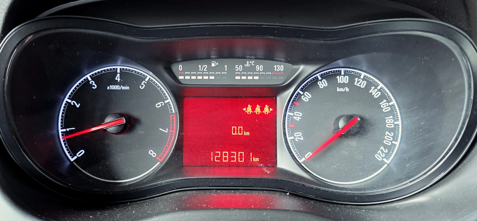 Opel Corsa 1.4 75hp - изображение 10