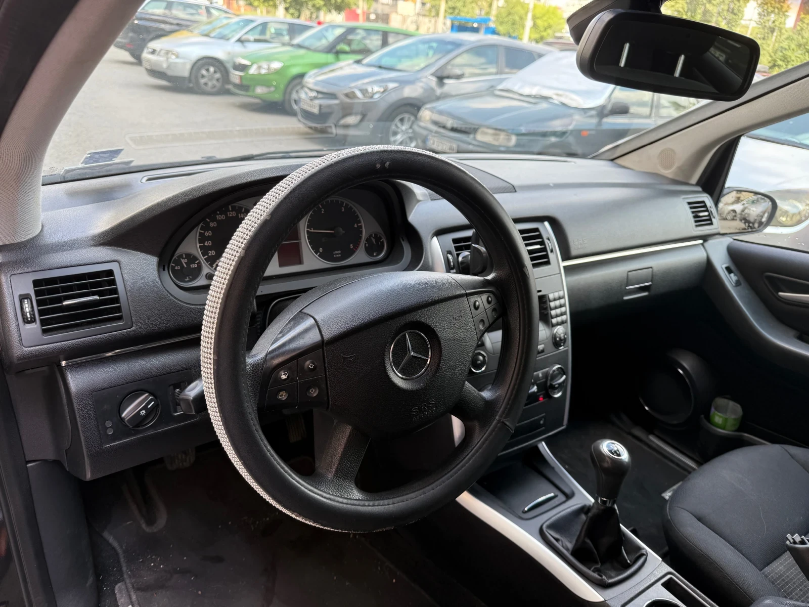 Mercedes-Benz B 180  - изображение 7