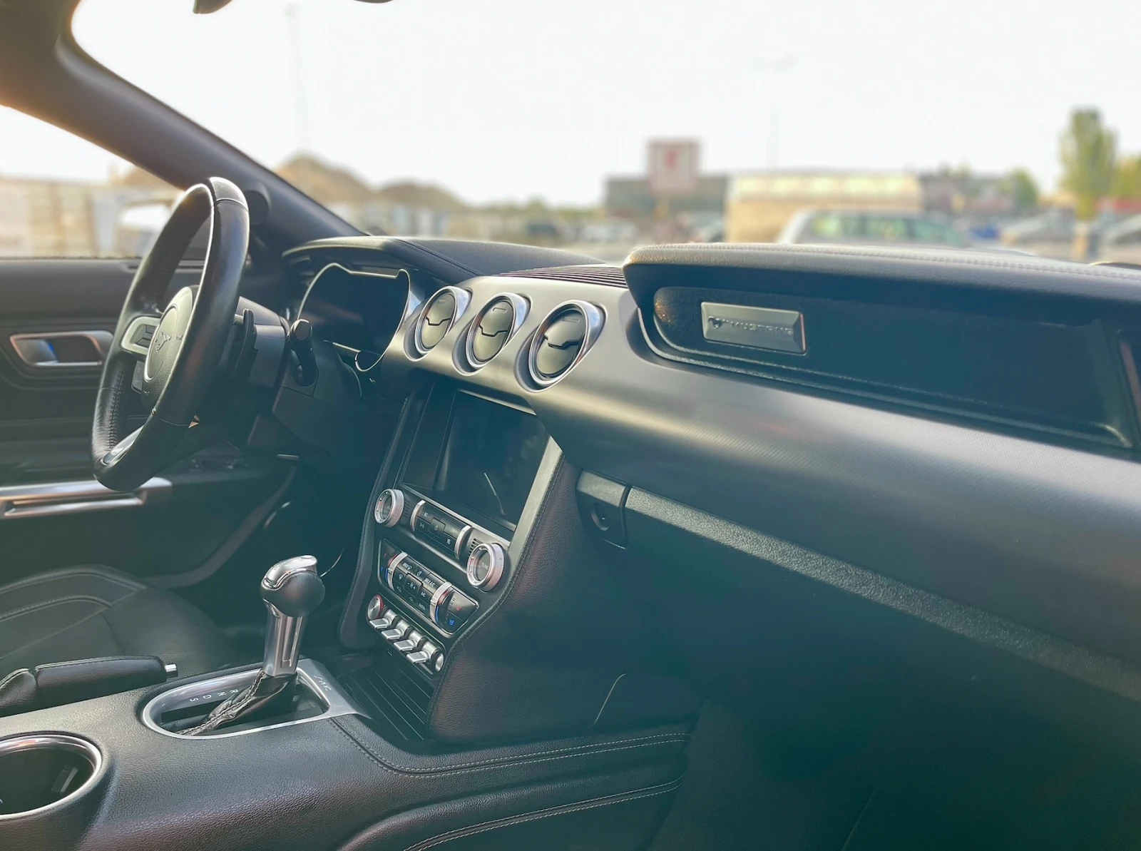 Ford Mustang 2.3 Ecoboost - изображение 8