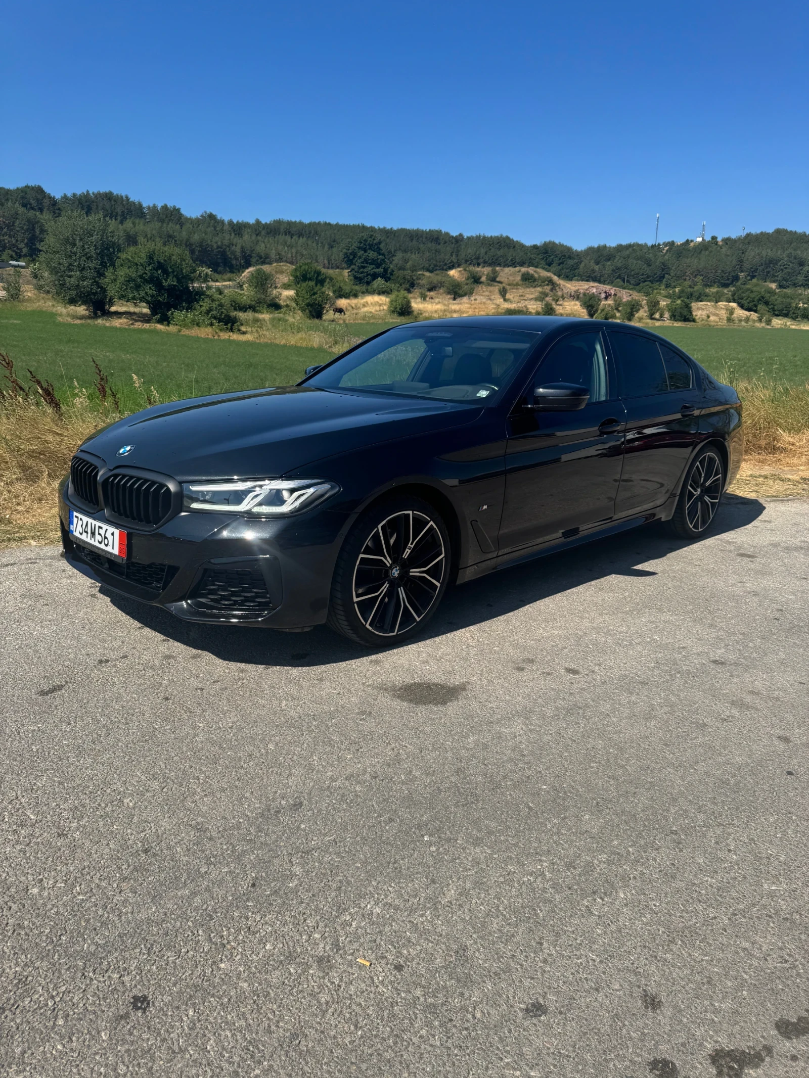 BMW 540 540i mild hubrid на задно - изображение 4