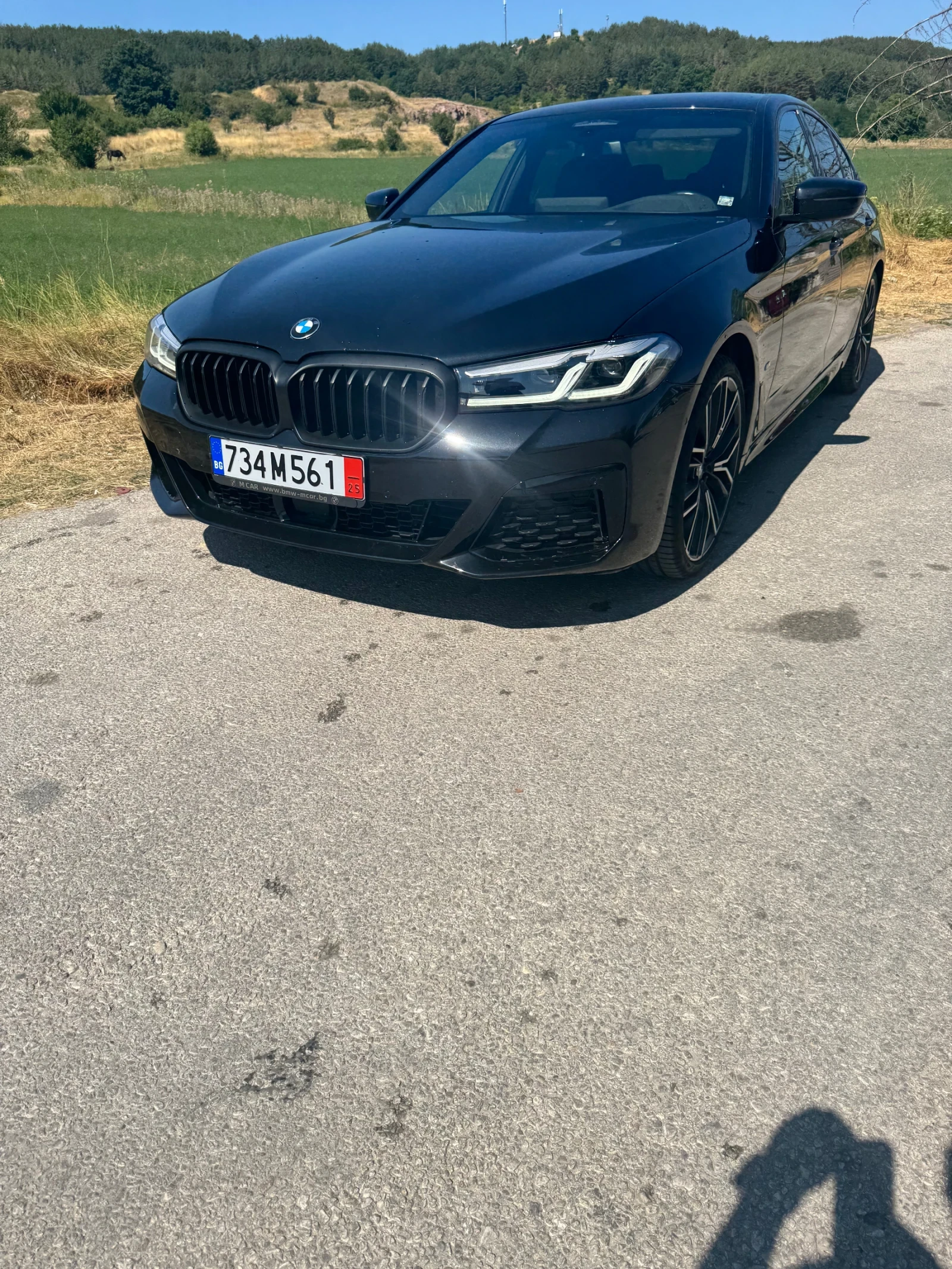 BMW 540 540i mild hubrid на задно - изображение 3