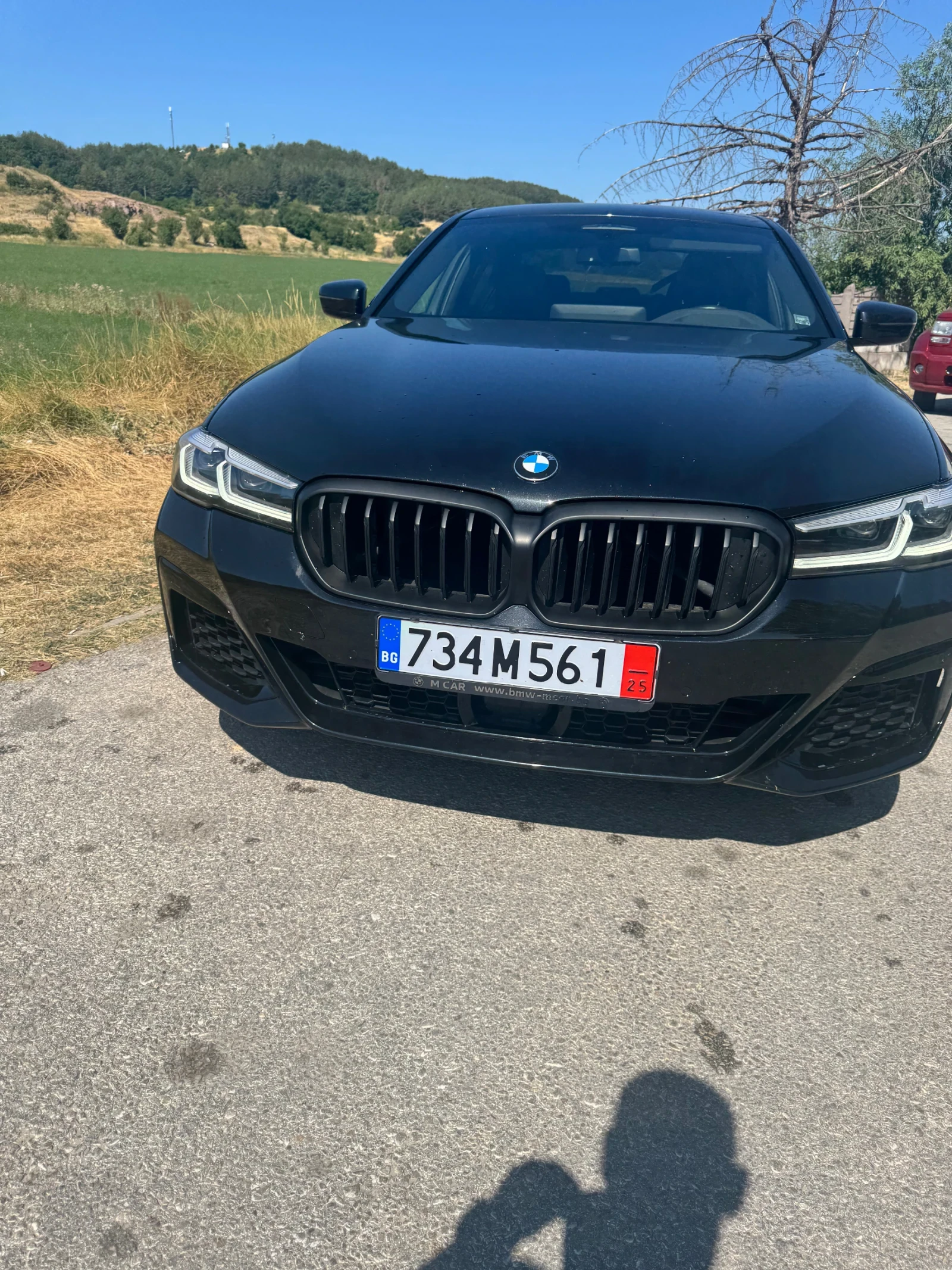 BMW 540 540i mild hubrid на задно - изображение 2