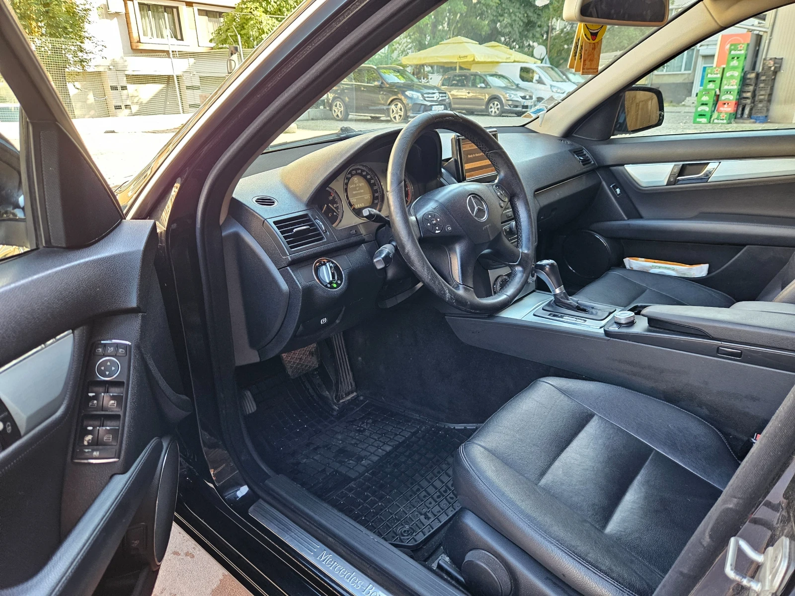 Mercedes-Benz C 320 4 MATIC - изображение 9