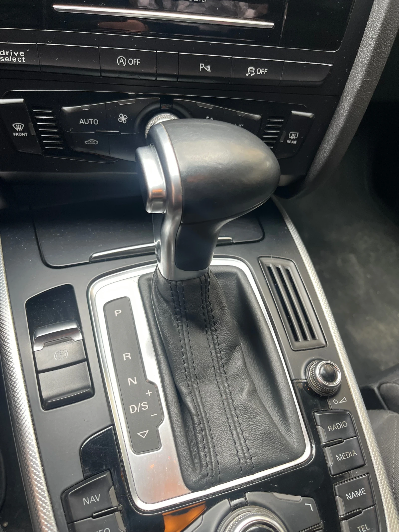 Audi A4 2.0 TDI Quattro S line - изображение 7