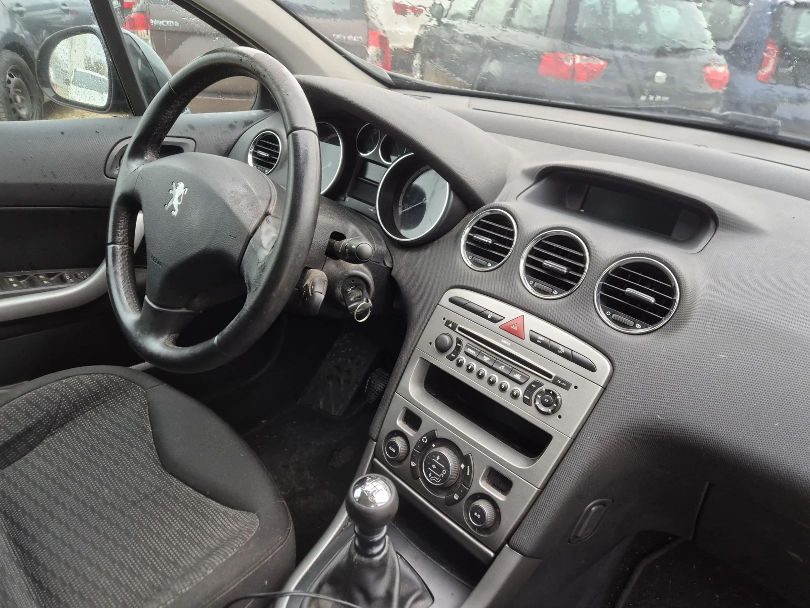 Peugeot 308 2.0HDI - изображение 8