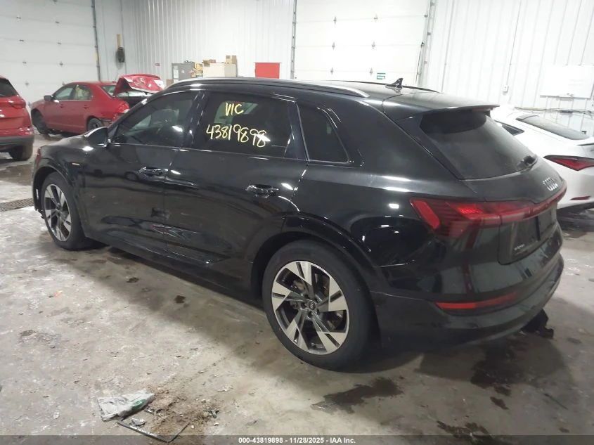 Audi E-Tron UNKNOWN SPECS All Wheel Drive | Mobile.bg � ����������� 9