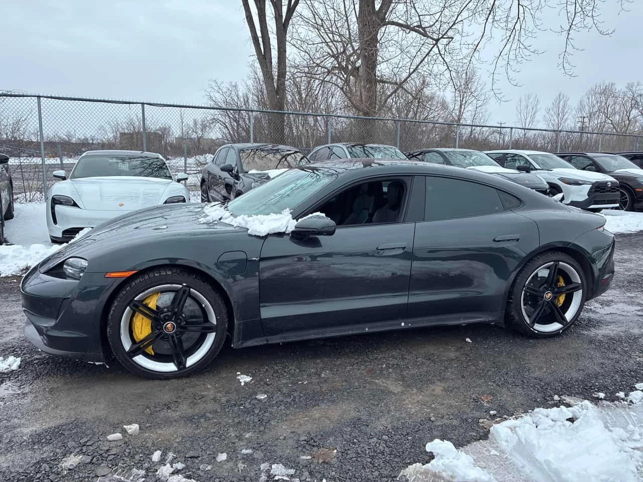 Porsche Taycan Turbo S Sedan  CARFAX | Mobile.bg � ����������� 2