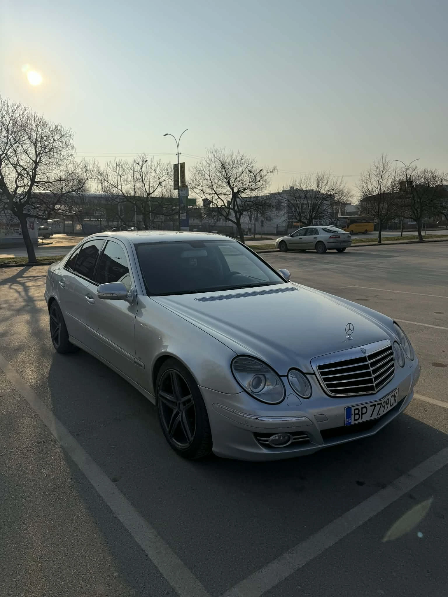 Mercedes-Benz E 280 W211