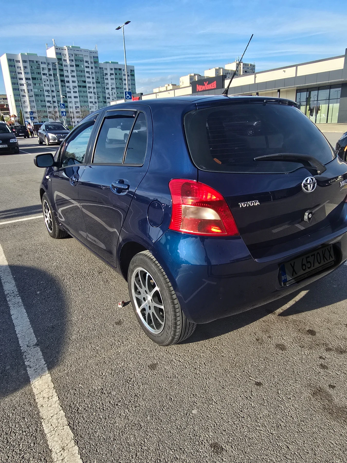 Toyota Yaris Автоматик , снимка 2 - Автомобили и джипове - 54338480