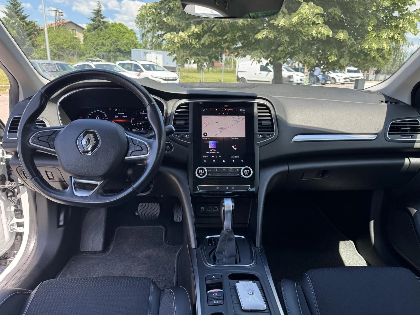 Renault Megane 1.5 Dci, снимка 14 - Автомобили и джипове - 54740564